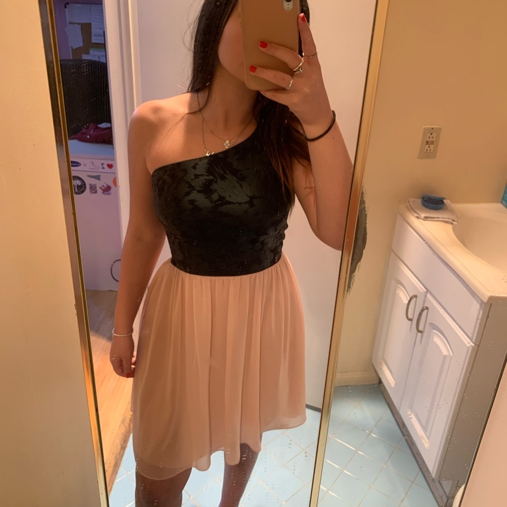 One Shoulder Mini Dress. Tight top flowwy bottom